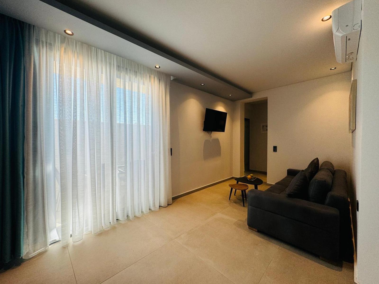 Joy Apartments Limenaria  Bilik gambar